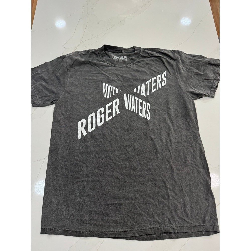 Roger Waters'‎ "This Is Not A Drill" 2022 North American Tour Tee size Lrg